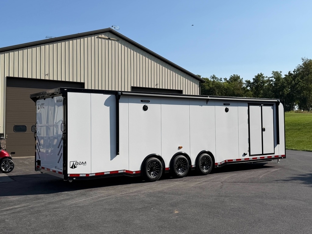 8.5' X 32' ATC RoM 550 Aluminum Race Car Trailer w/ Premium Escape Door - Image 3