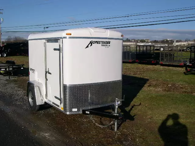Homesteader 5 x 8 Enclosed Trailer Single - Image 7