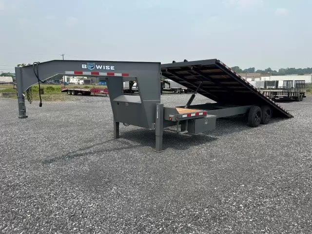BWise 8 x 28 Gooseneck Deckover Equipment Trailer - Image 4